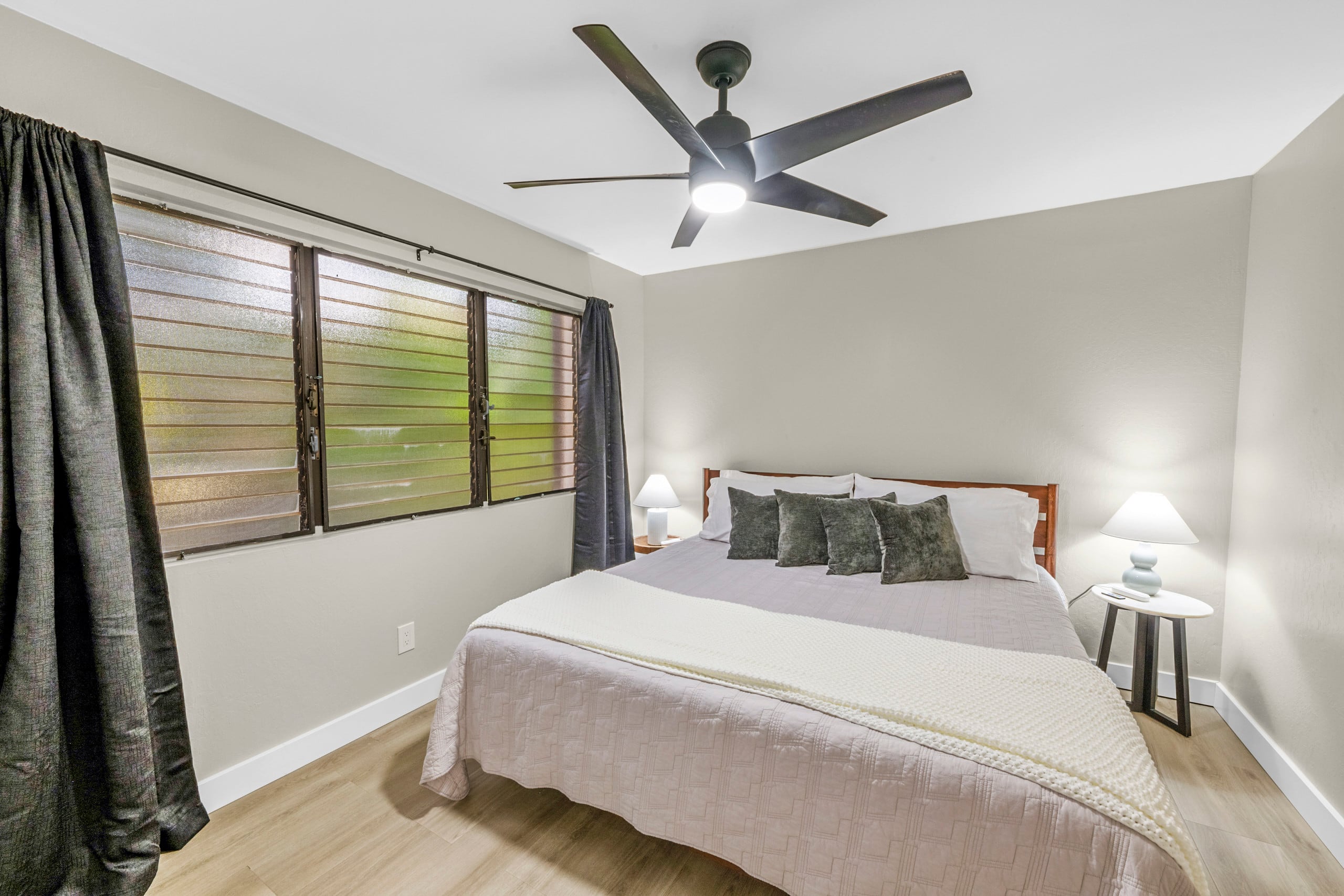 Tropical Zen Escape Modern 1BR Steps from Beach - Image 22
