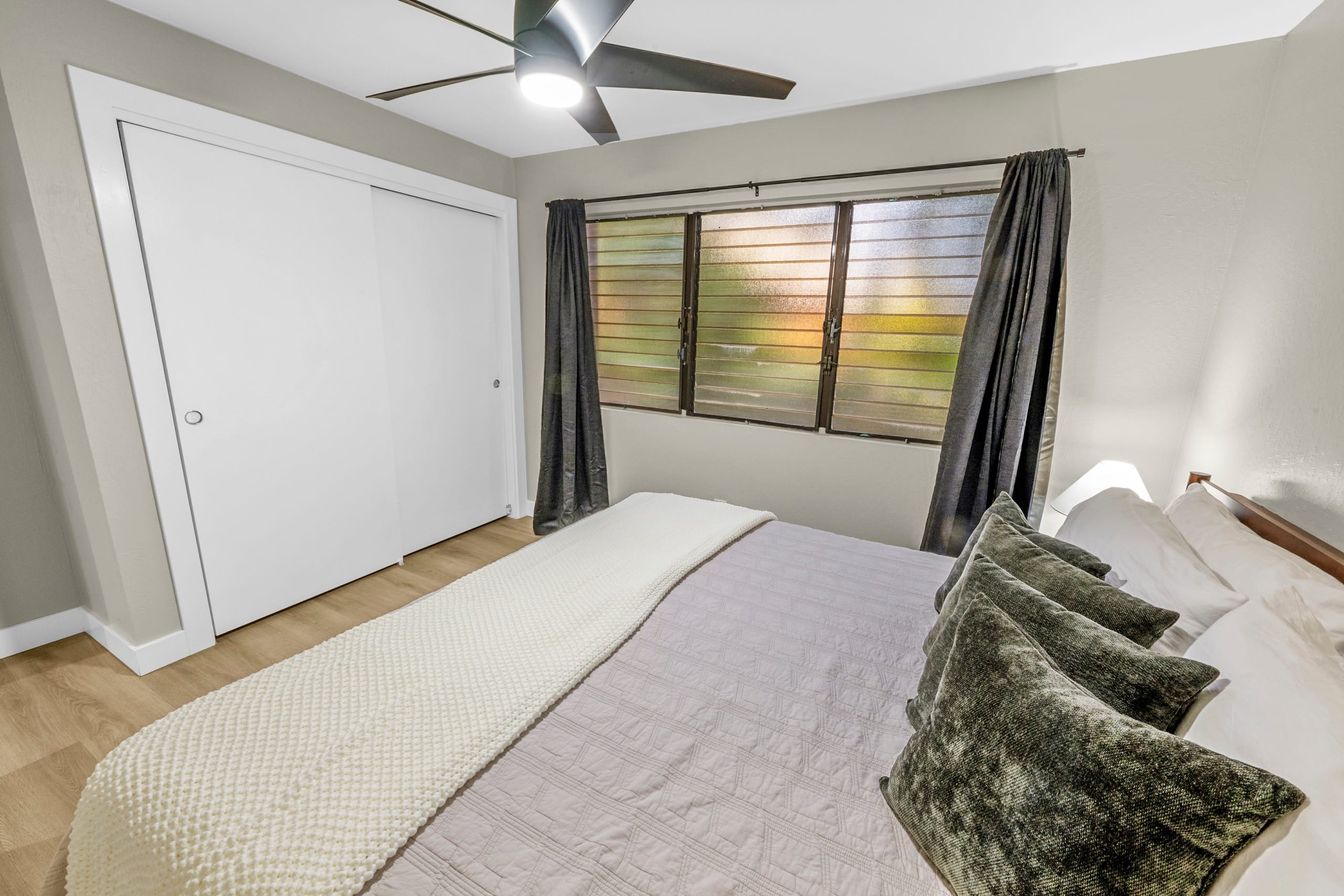 Tropical Zen Escape Modern 1BR Steps from Beach - Image 21