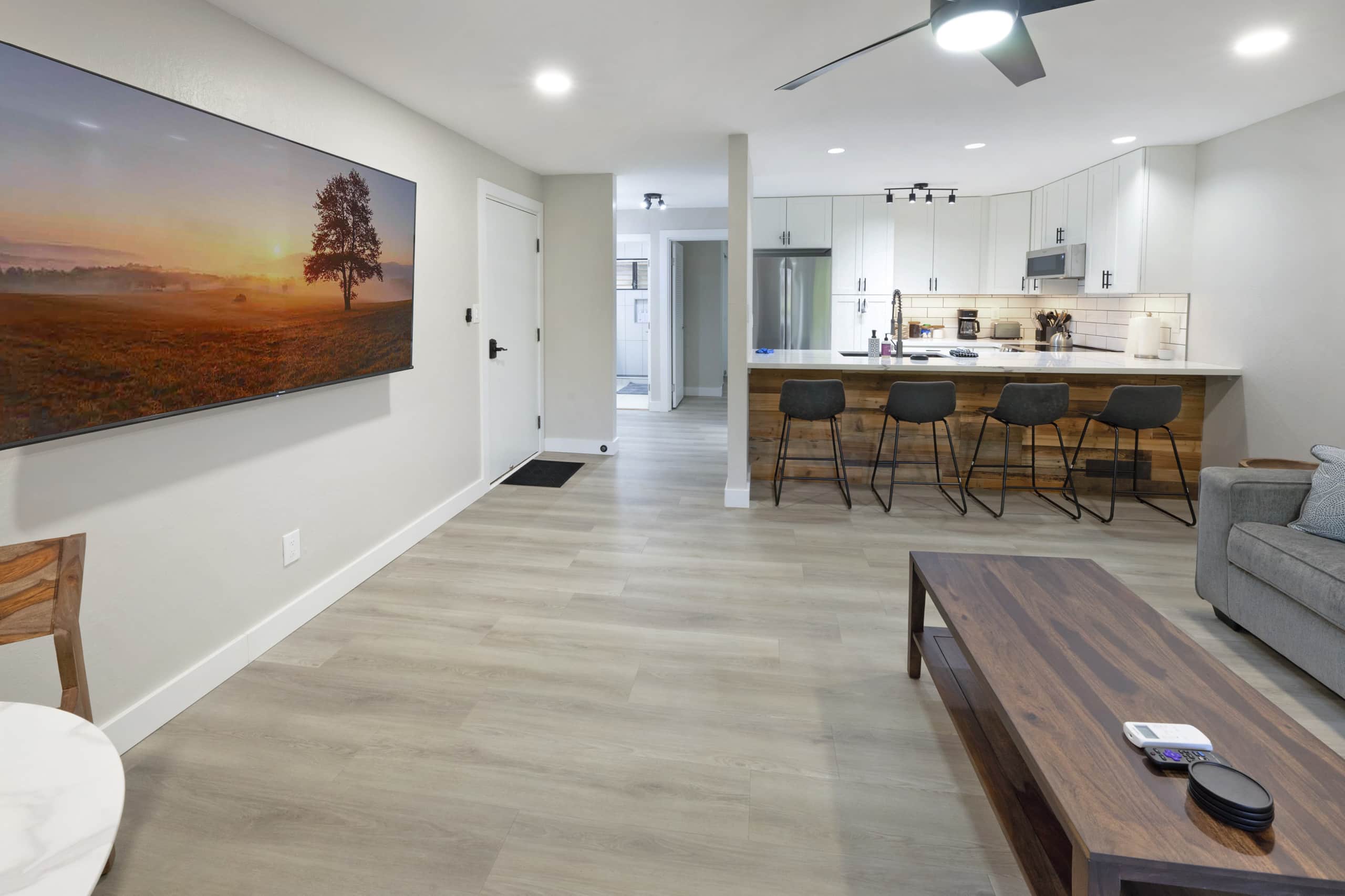 Tropical Zen Escape Modern 1BR Steps from Beach - Image 45
