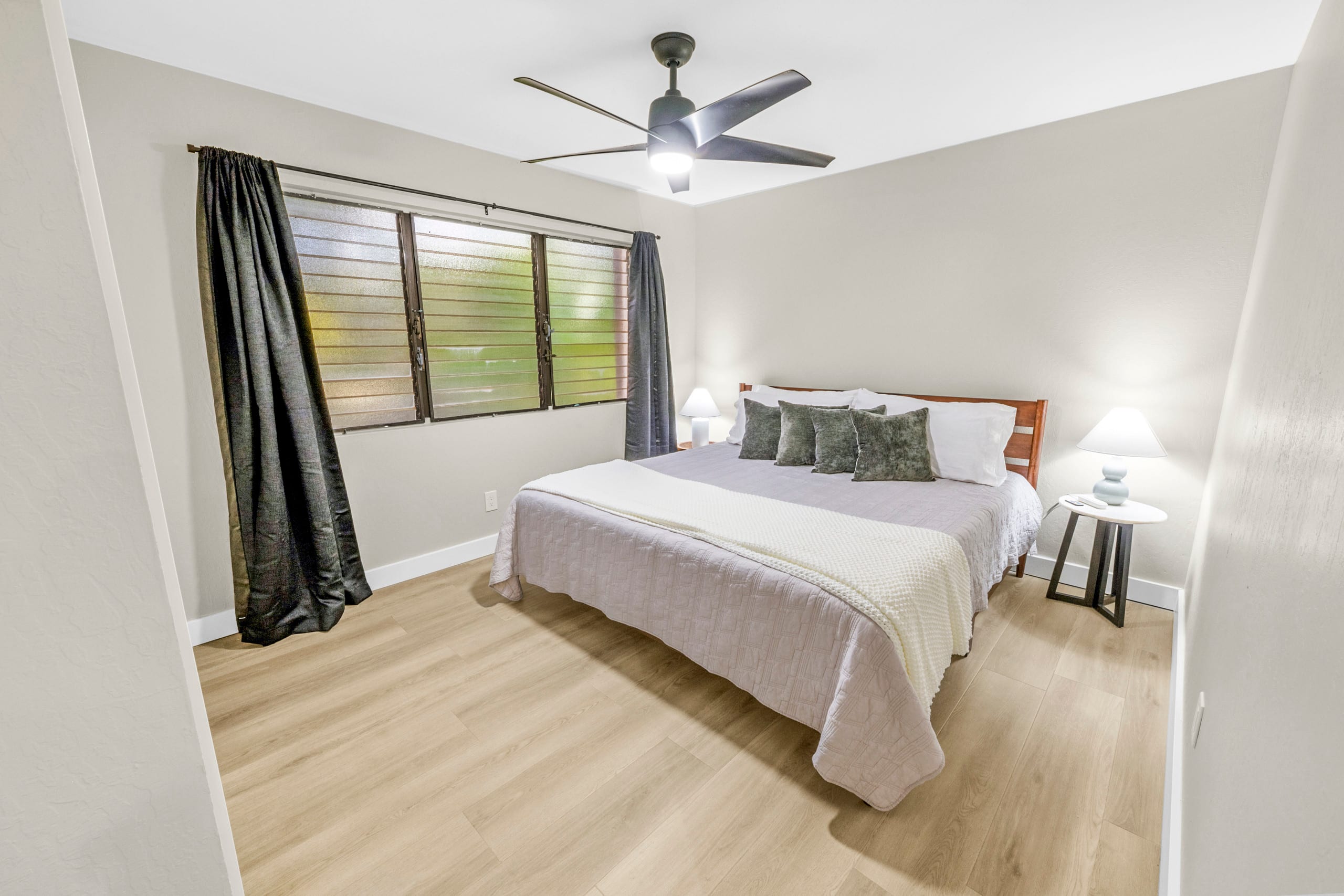 Tropical Zen Escape Modern 1BR Steps from Beach - Image 19