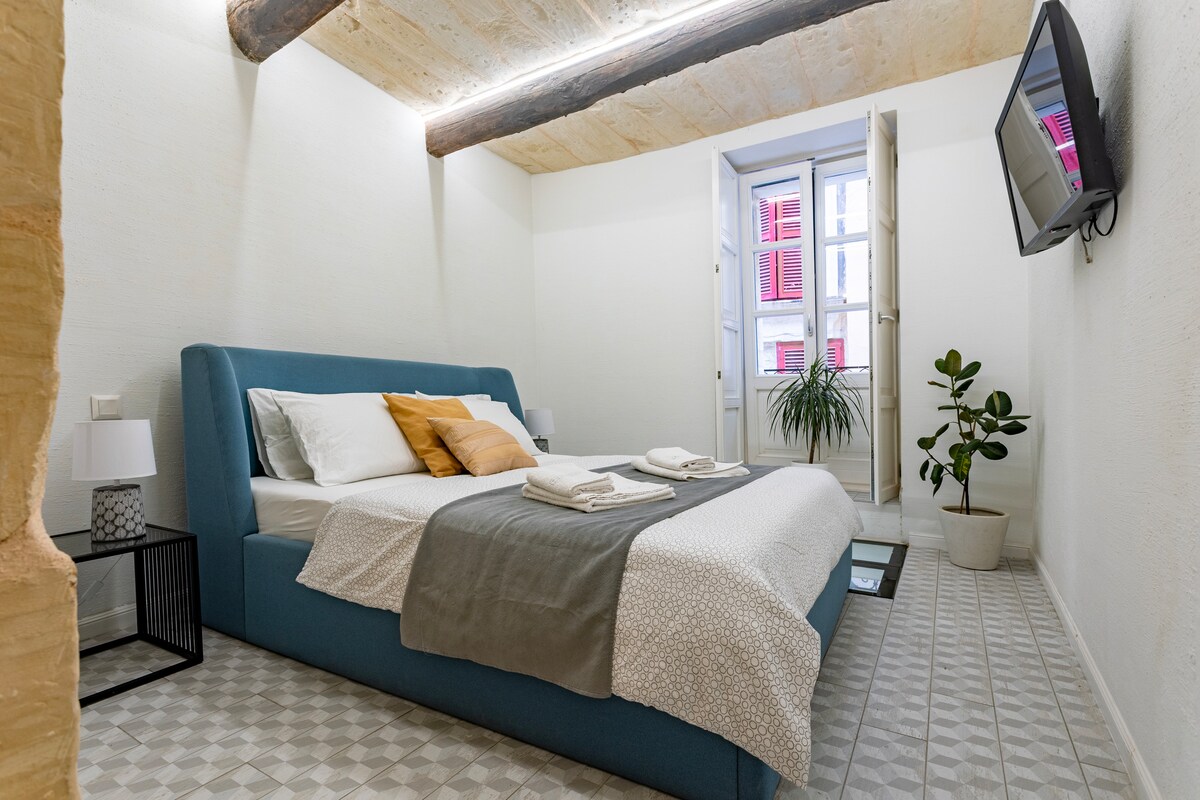 Nr 49 Luna, Glen Residences