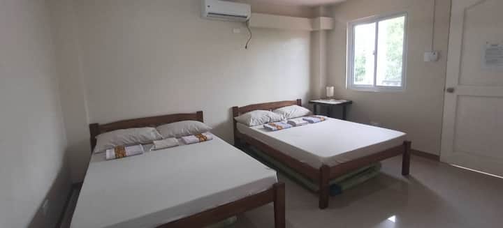 Suki Beach Resort 3-1 Standard Aircon Room - Matnog