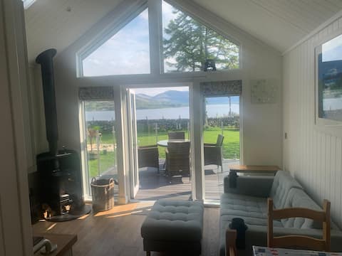 Successful Airbnb property: Loch Etive Luxury Lodge Exclusive Highland Escape in Ardchattan And Muckairn