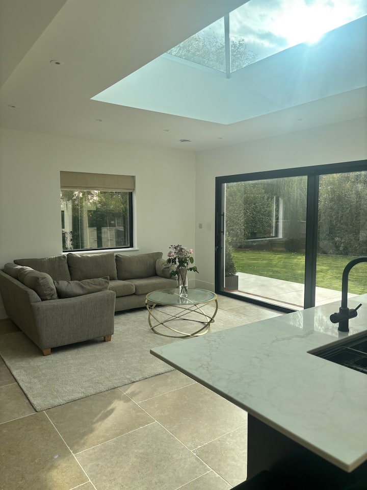 Luxury New Build Home With Garden Near Sevenoaks - Sevenoaks