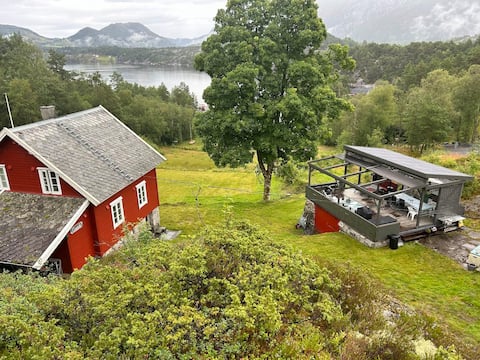 Spacious holiday home by the lake and outdoor area