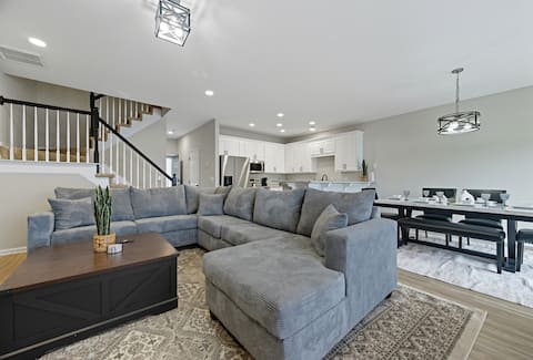 The Meridian: Sunrise Escape in Hampton