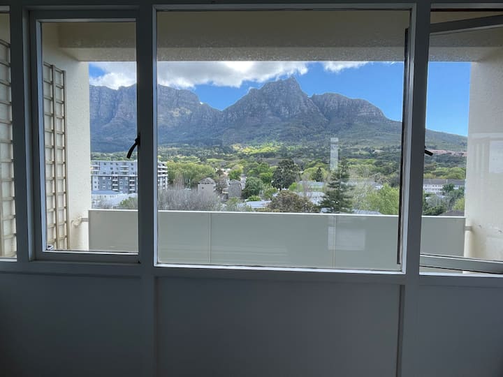 Ხედი საძინებლიდან 