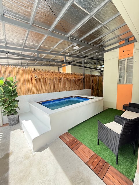 Cozy Family Staycation w/ Dipping Pool | Subic