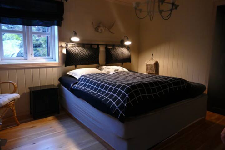 Spálňa 1, 1 poschodie