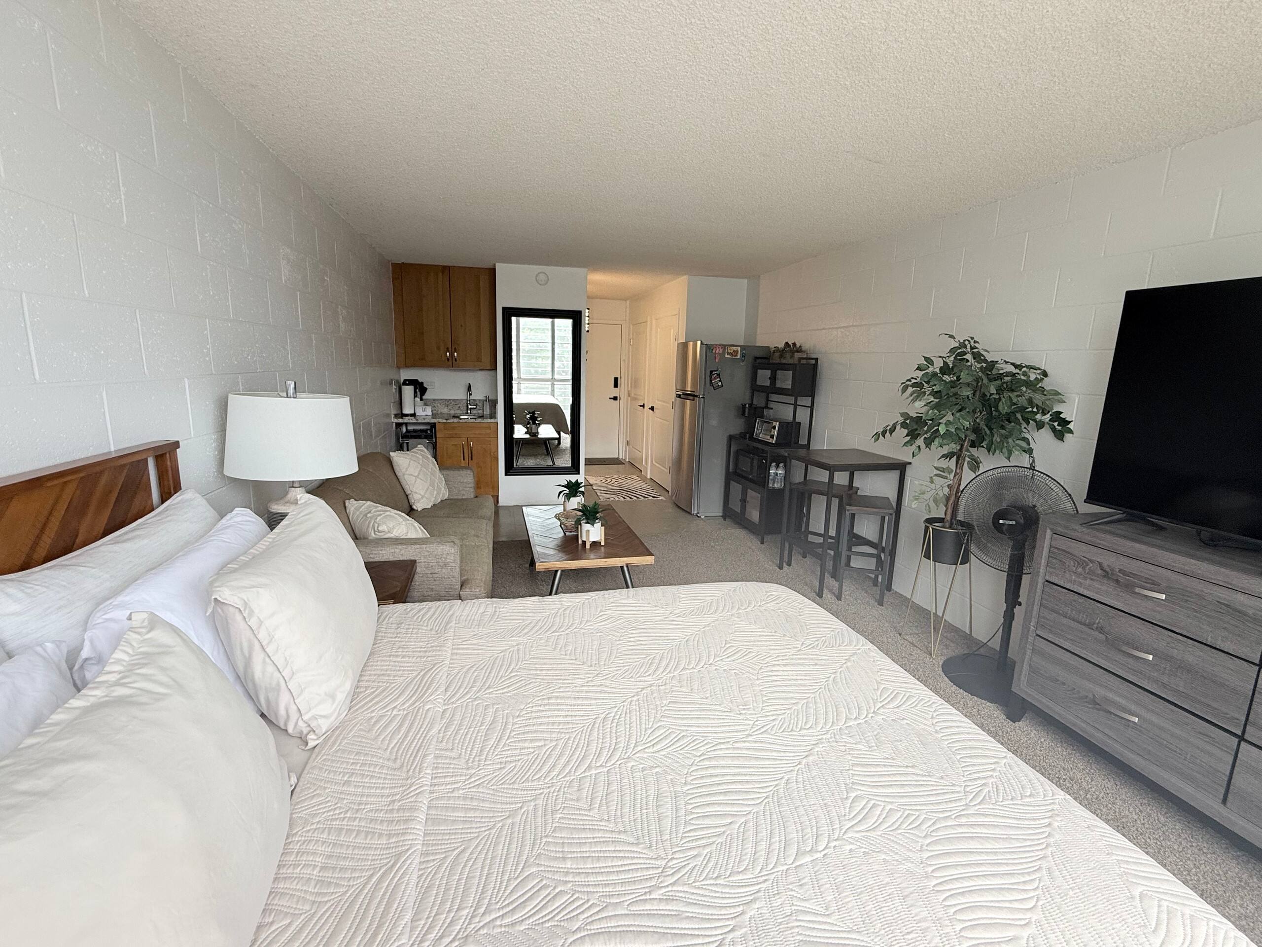 North Shore Beachfront Studio - Image 5