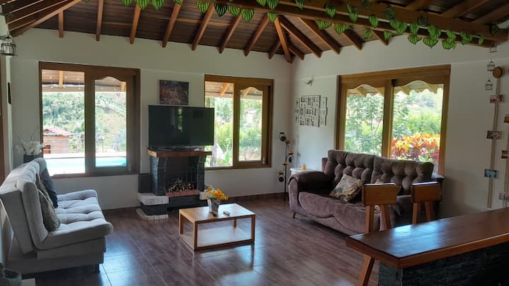 Casa Campestre En Yolombó, Cerca De Las Partidas - Cisneros