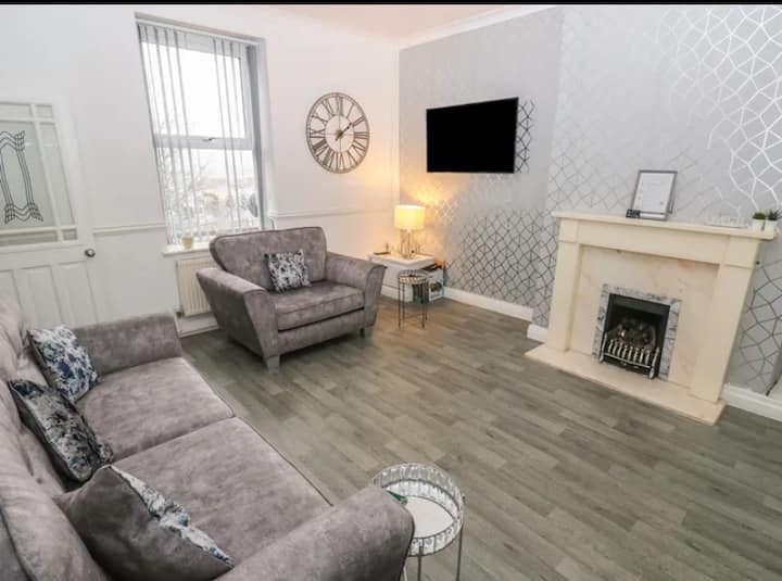 Chestnut Lodge - A Woodland Escape Near The City! - Thornbury - Bradford