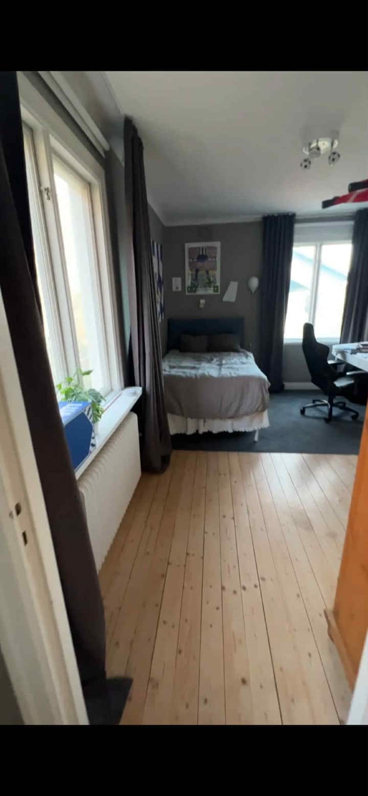 غرفة النوم 2