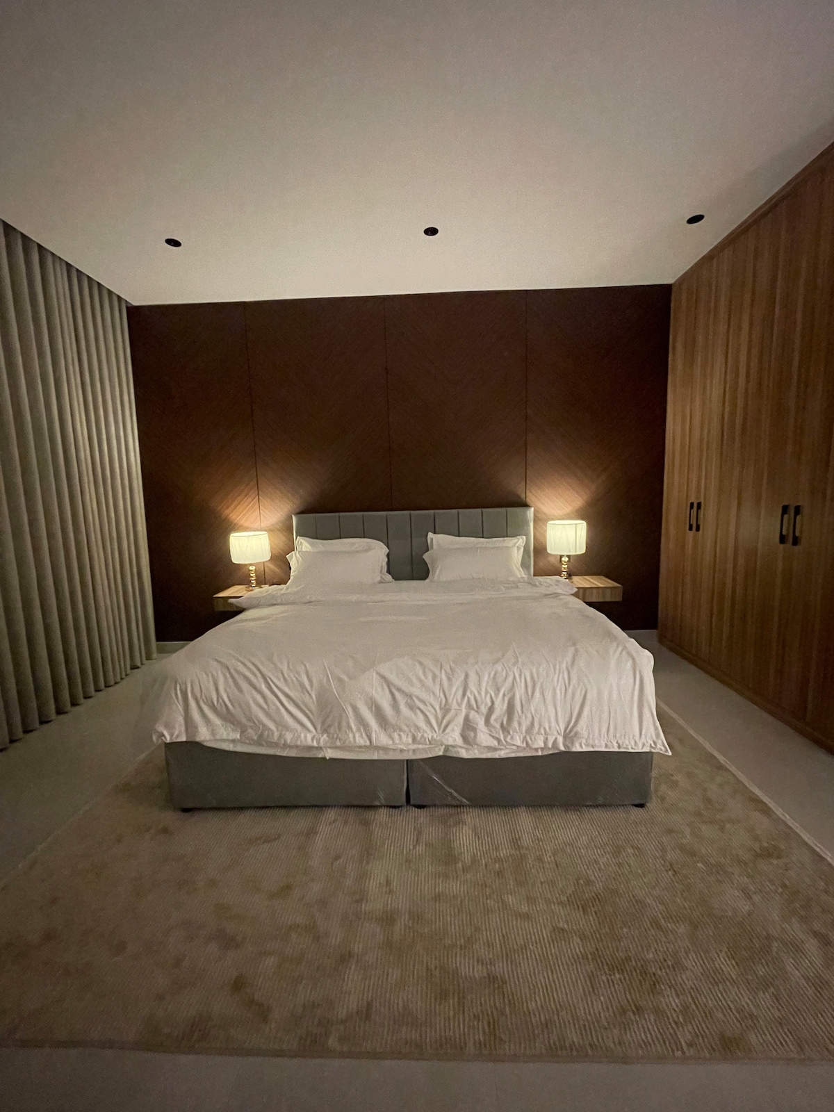 საძინებელი 1