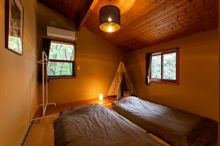 La disposition est facile à utiliser pour les pièces de style japonais, les enfants et les amis.