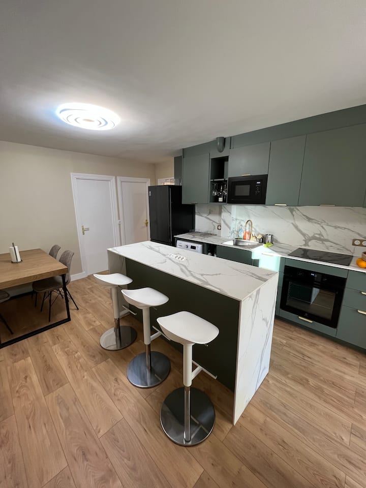 Chambre - Dans Une Colocation à Saint-denis - Saint-Ouen