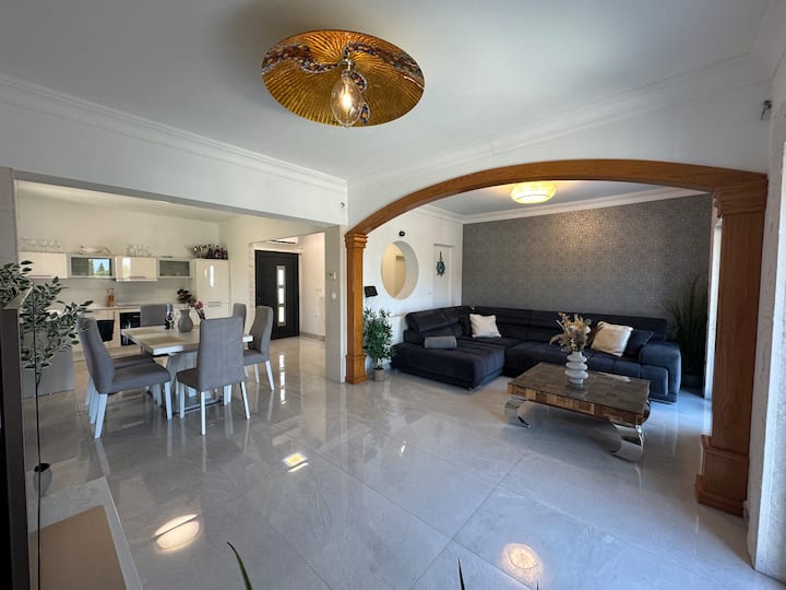 Ellara Residence Apartment Mit Traumhaften Blick - Lumbarda