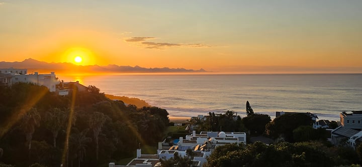 Lovely Comfortable Home With A Spectacular View. - Plettenberg Bay