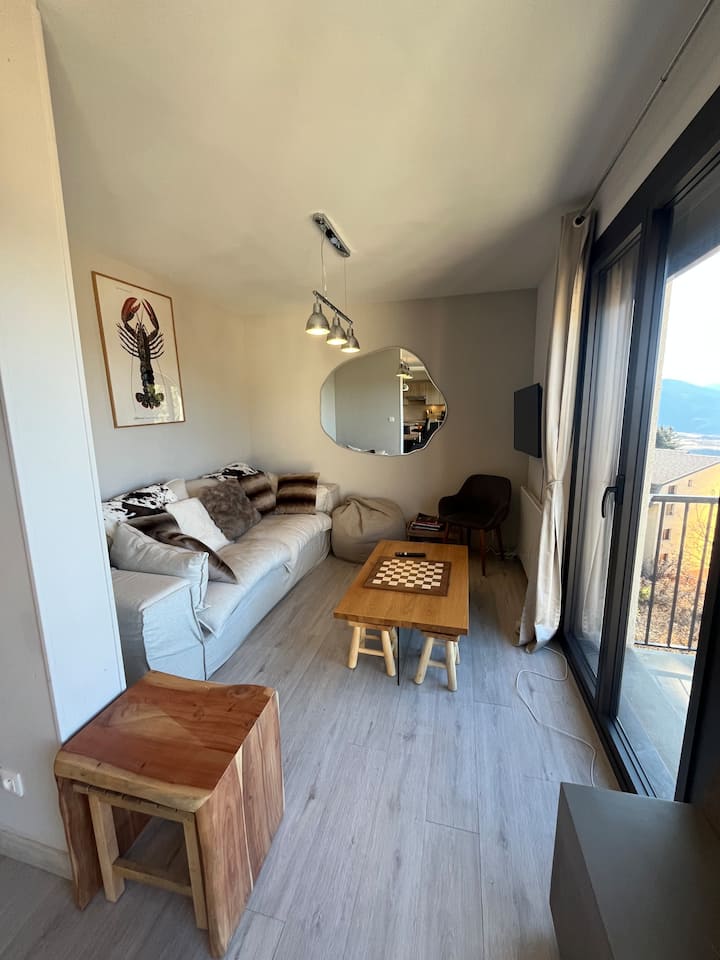 Bel Appartement Font-romeu, Cosy, Vue Montagne - Llívia