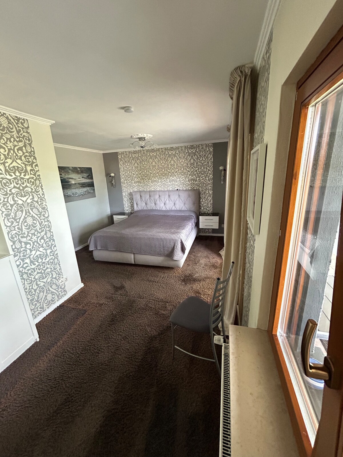 Attic apartment with high-quality equipment