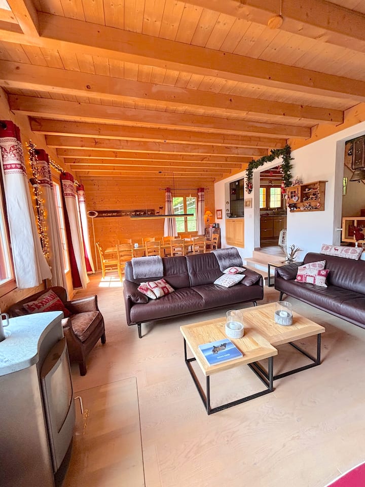 Chalet Familial à Rougemont Avec Vue Panoramique - Rougemont
