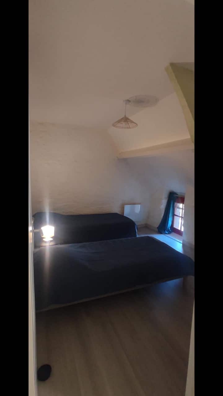 Dhomë gjumi 1