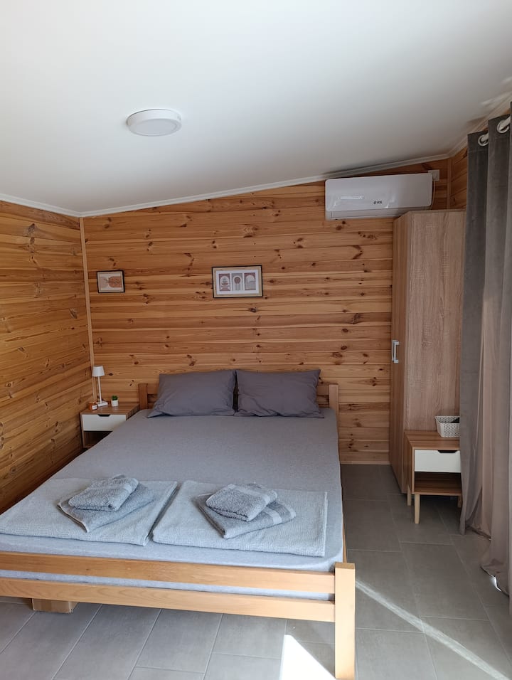 Dhomë gjumi 2