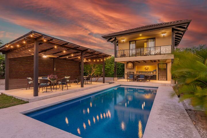 Luxe 5 Bedroom House in Hacienda Pinilla