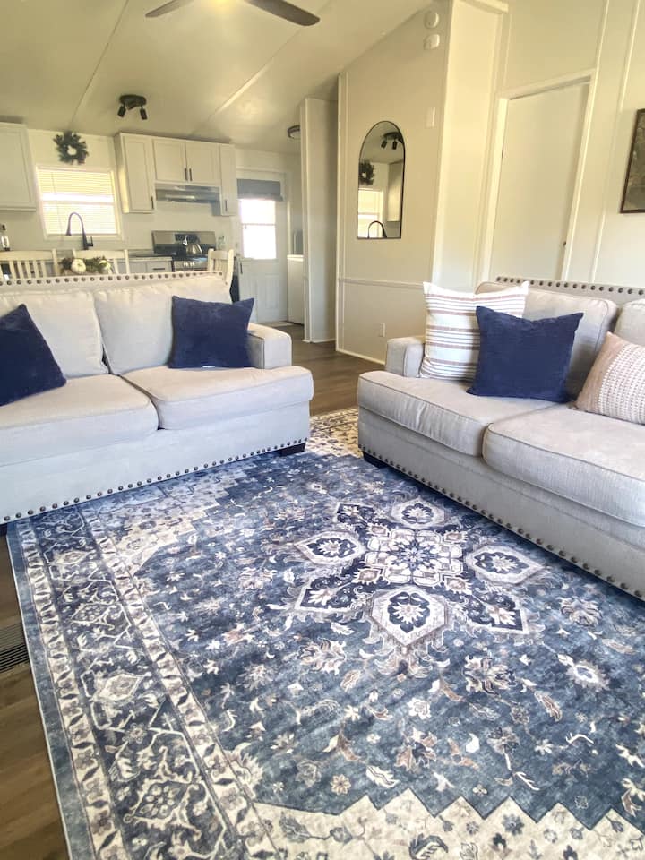 Cozy & Inviting 3br/2 Bath| Full Kitchen + Laundry - Lake Wales, FL