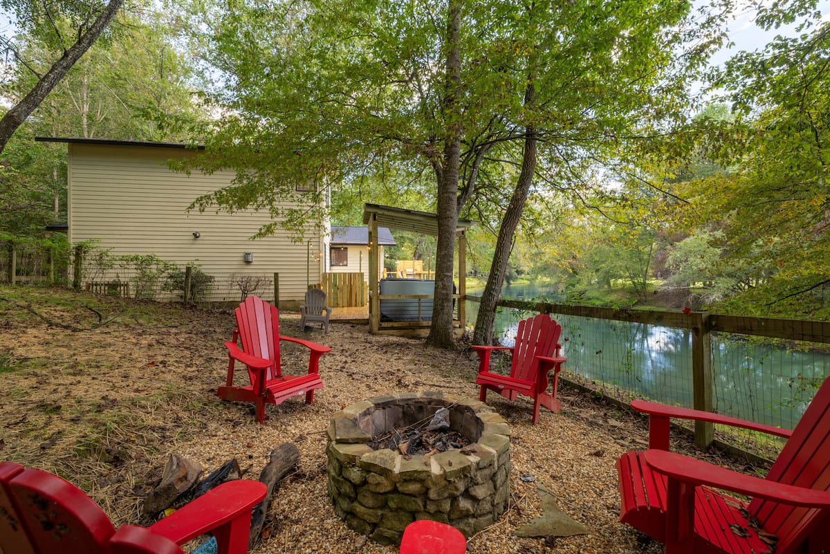 Toccoa River's Edge photo 19