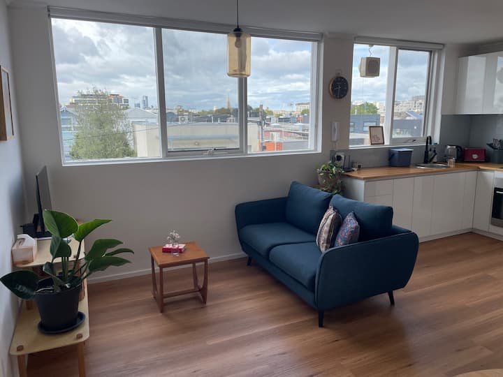 Light Filled Inner City 1 Bedroom Apartment - 리치몬드