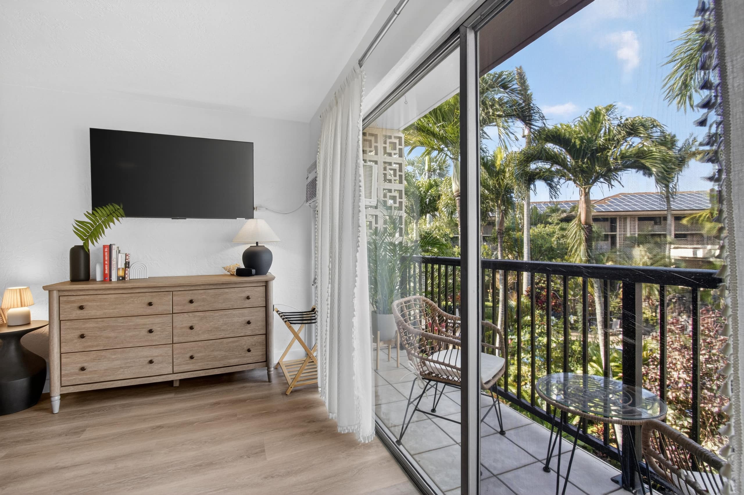 Condo in Koloa · ★5.0 · Studio · 1 bed · 1 bath - Photo 3