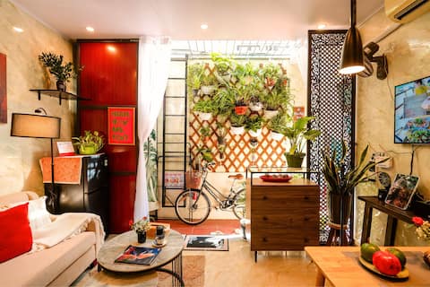 Tree-filled home right in the center of Hai Phong