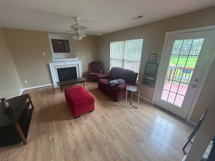 Spacious Bedroom - Chesterfield, VA