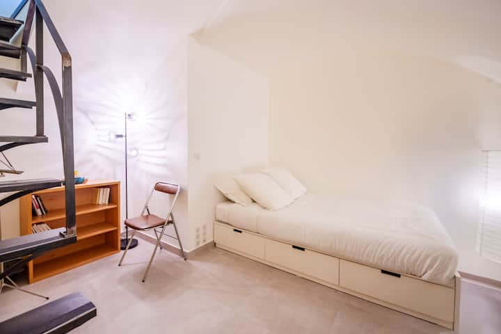 საძინებელი 2