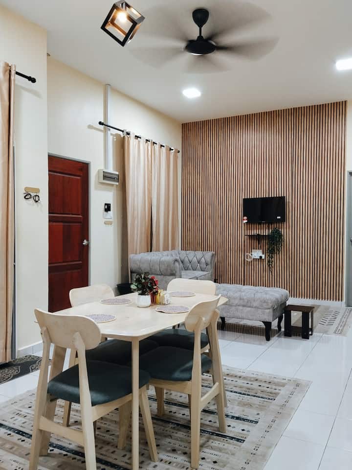 Corner Lot, Lily Pool House - Pekan Pahang - Pekan