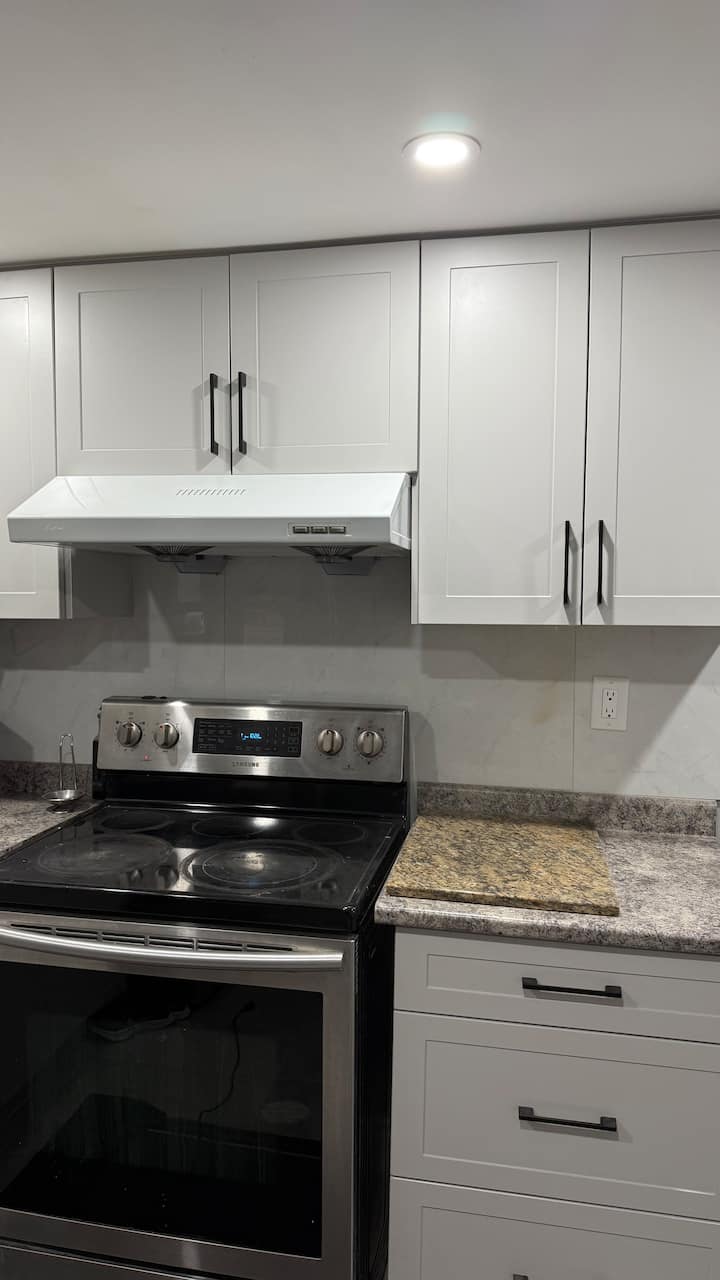 Cozy 2br Basement 5 Min From Yyz Airport - Mississauga