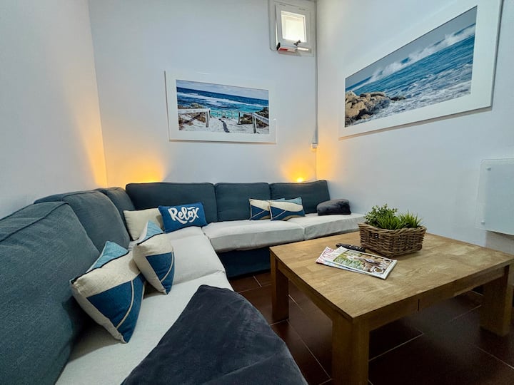Spacious Apartment – By Cathedral & Food Market - Cadix
