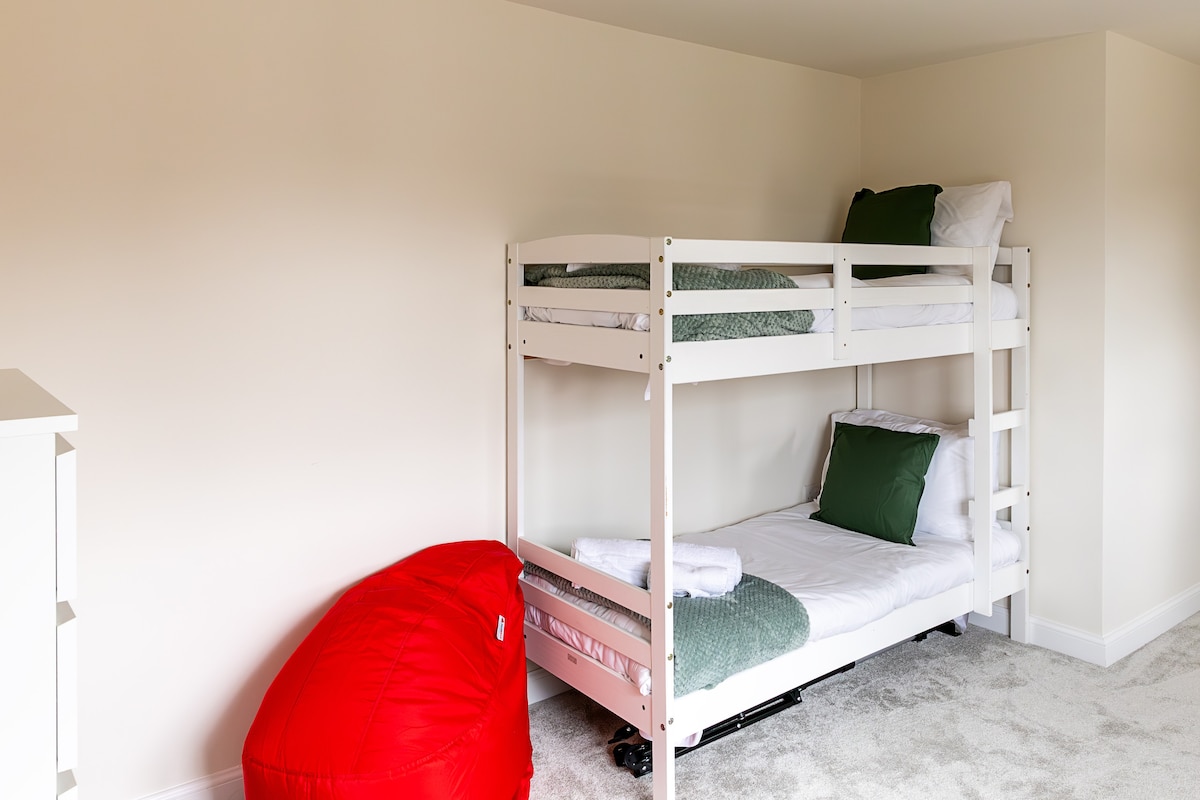 საძინებელი 4