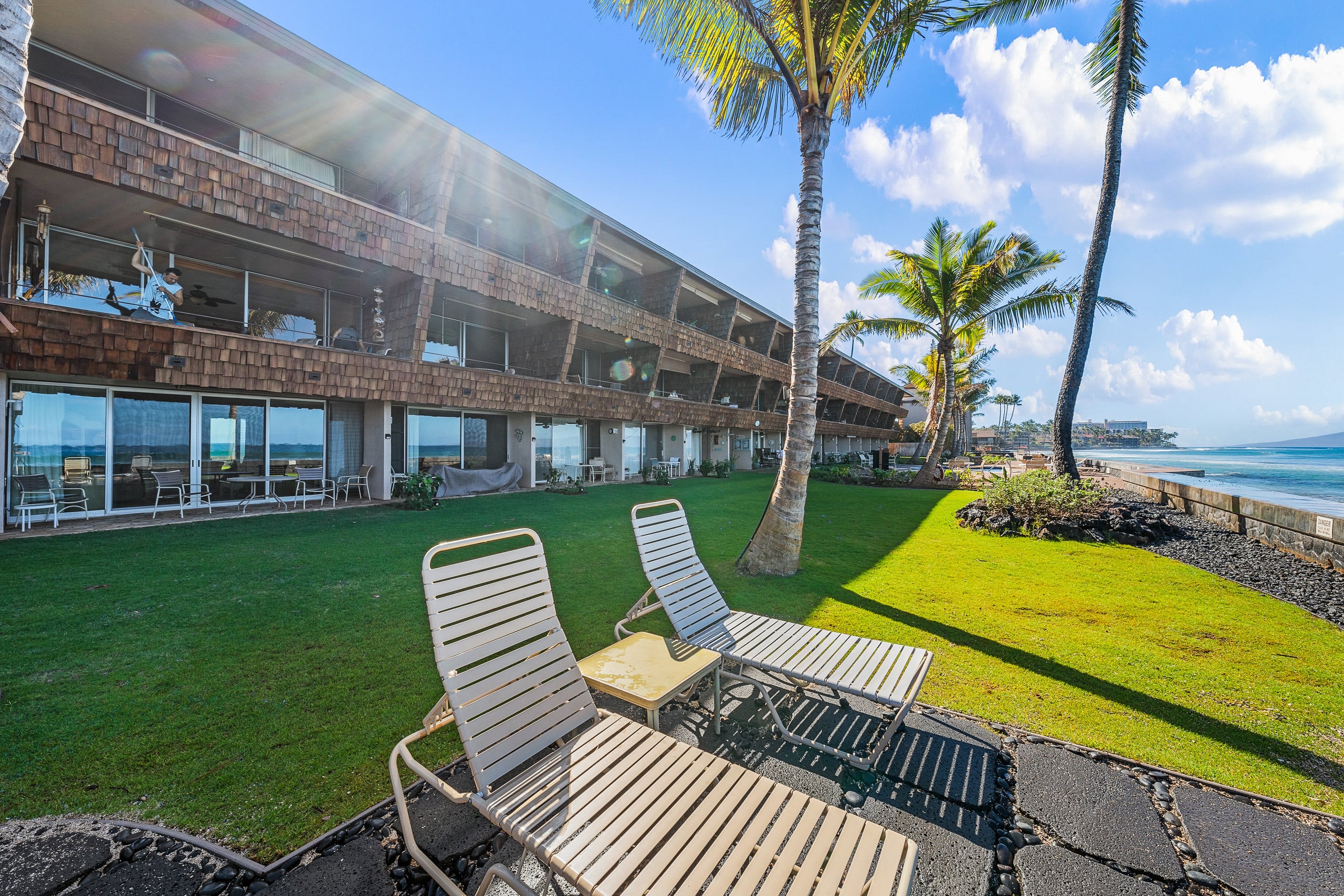 Maui Dream: Ocean View • Beachfront • Corner Suite - Image 52
