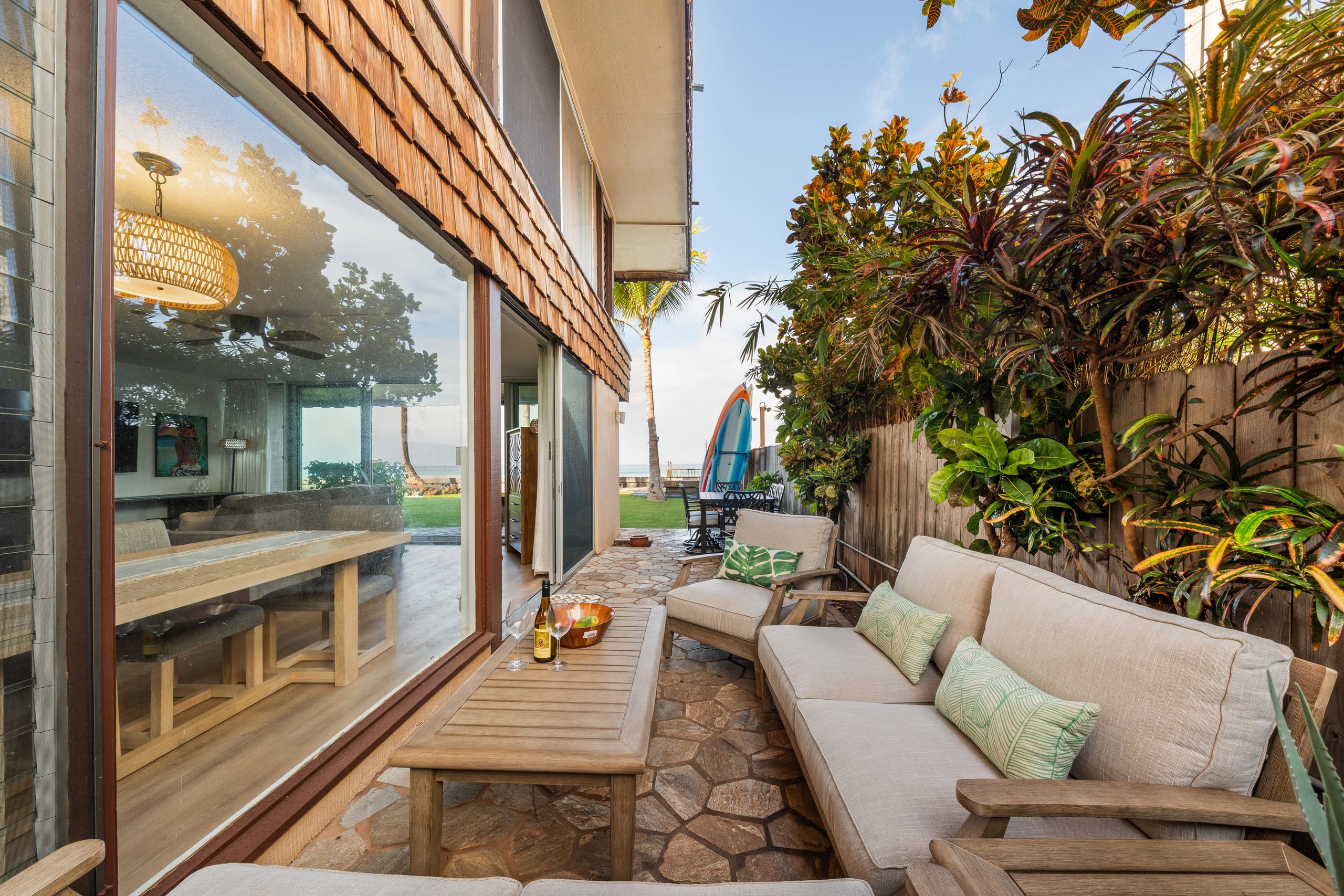 Maui Dream: Ocean View • Beachfront • Corner Suite - Image 39