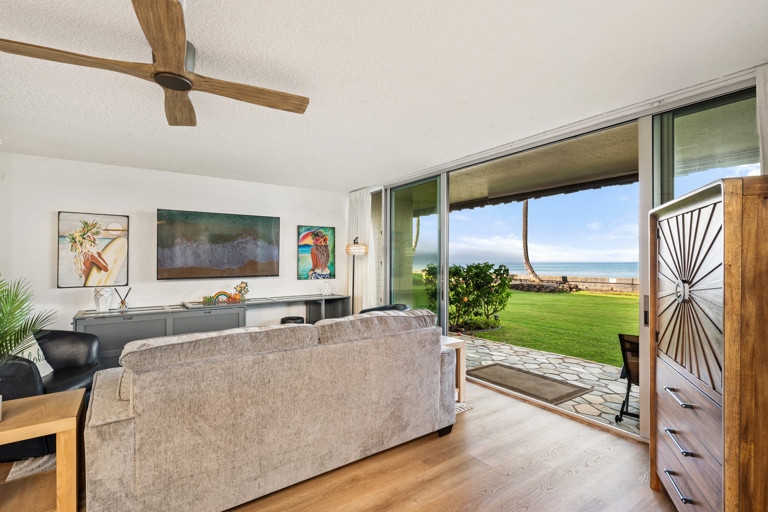 Maui Dream: Ocean View • Beachfront • Corner Suite - Image 7
