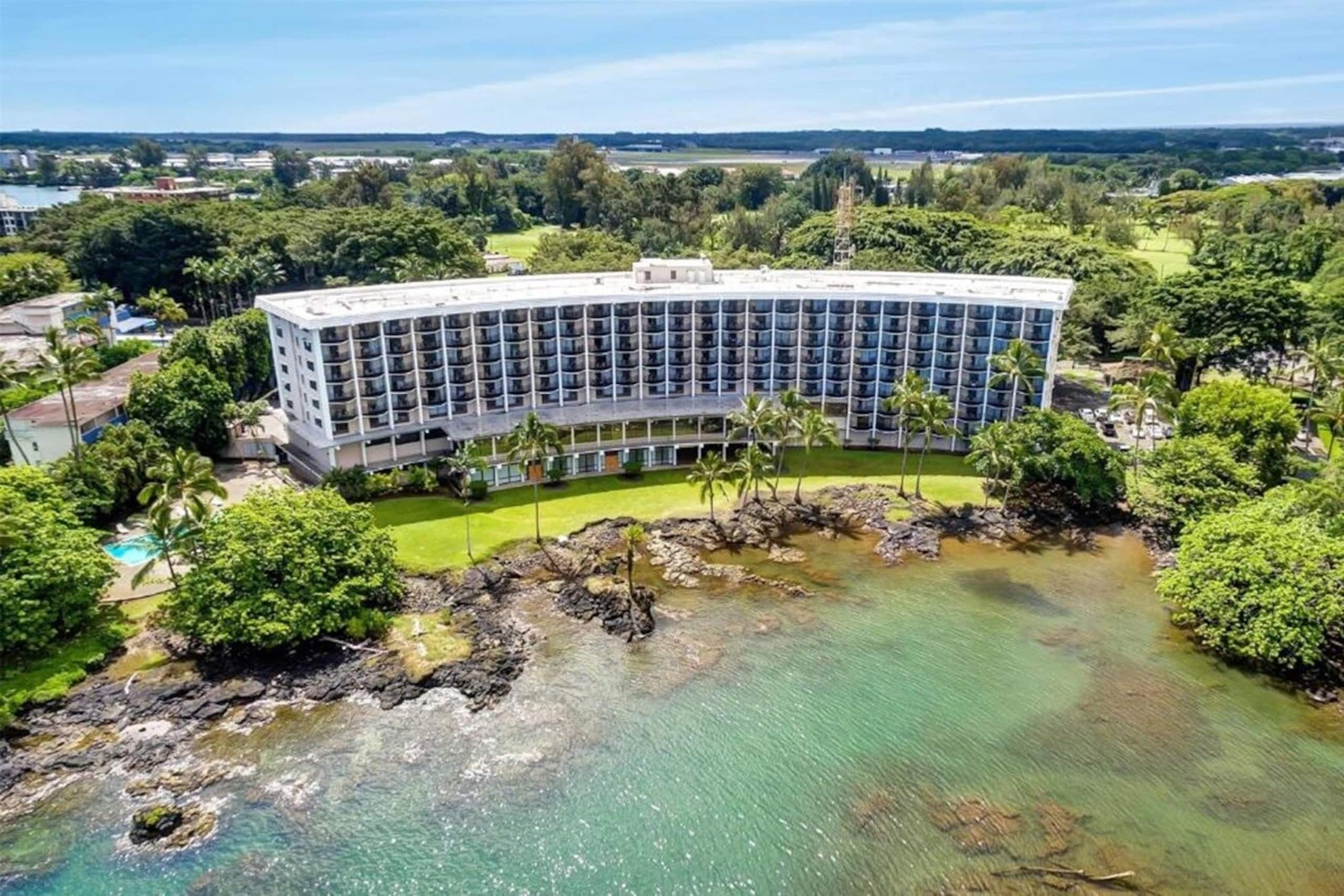 Hotel in Hilo · ★4.75 · 1 bedroom · 1 private bath - Image 16