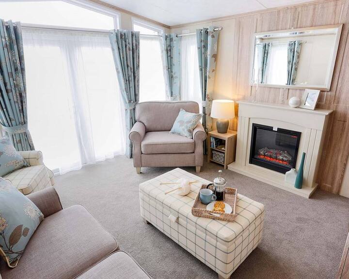 2-bedroom Lodge With Garden - Praa Sands