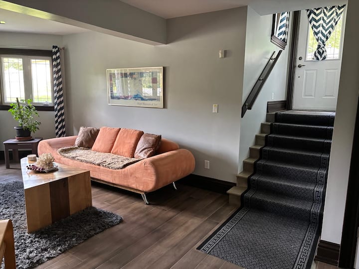 Muskoka River Beach Retreat - Huntsville