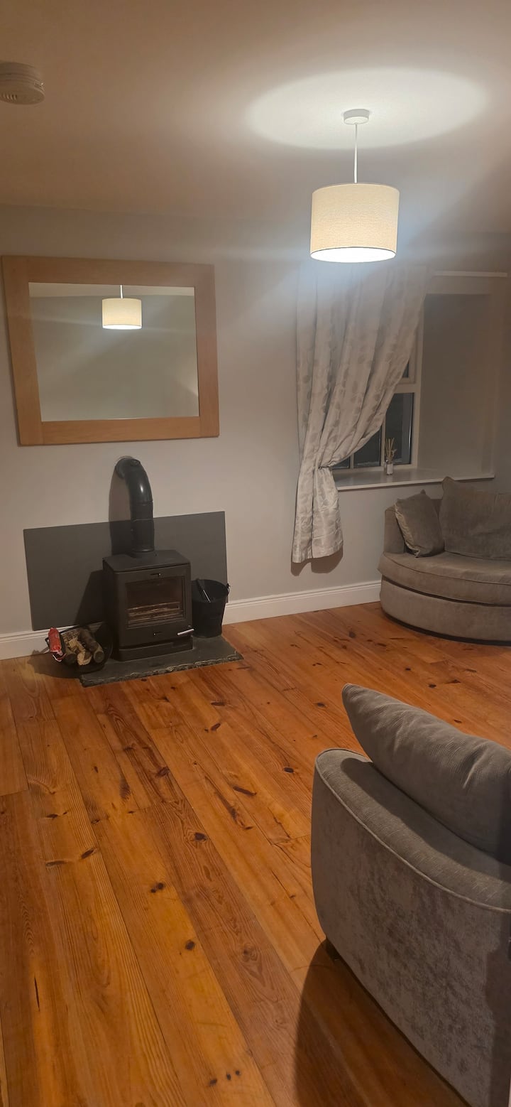 Donegal Cottage W/mountain Views & Enclosed Garden - Downings