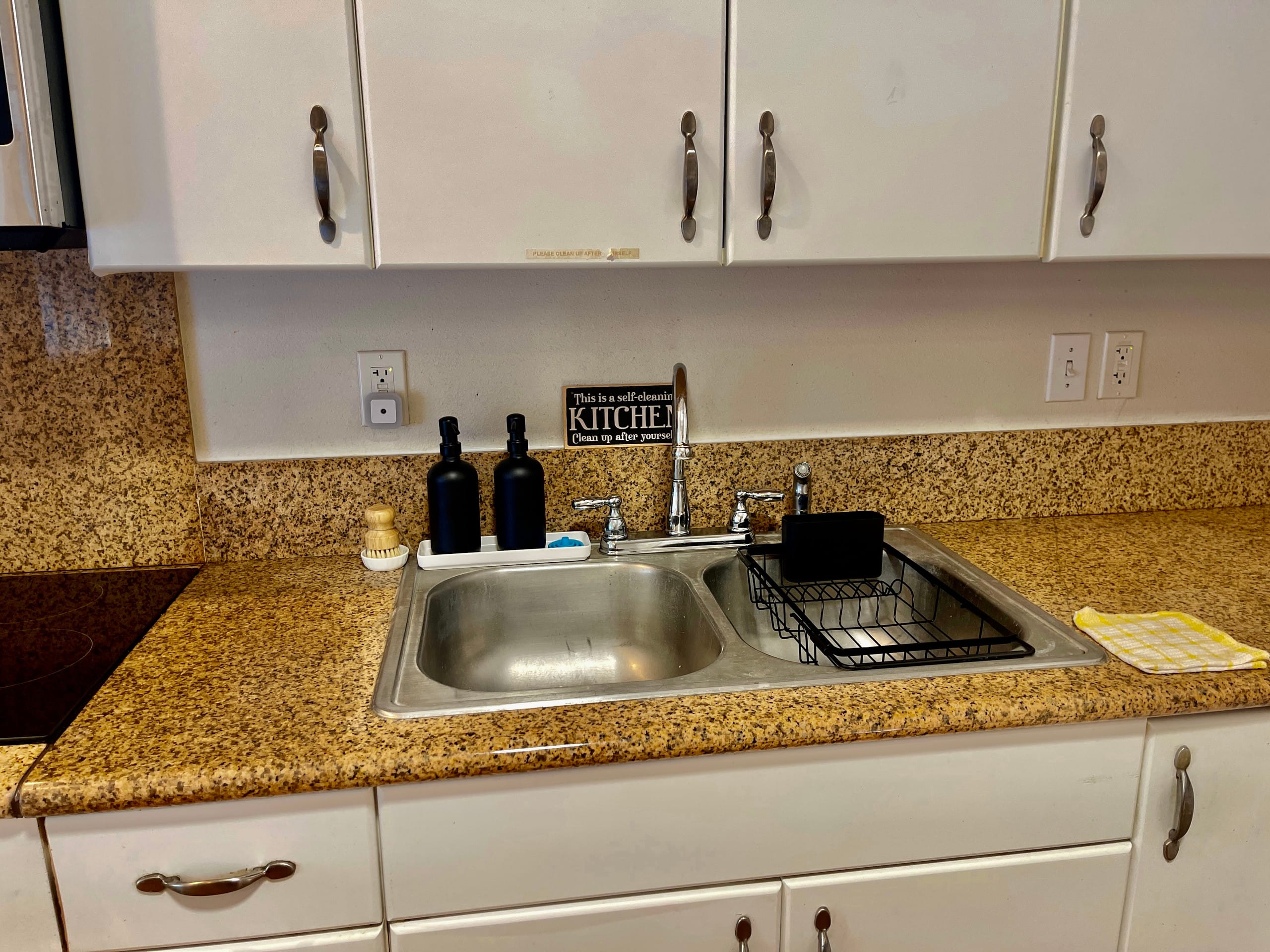 Home in Hilo · ★5.0 · 3 bedrooms · 3 beds · 1 private bath - Image 7