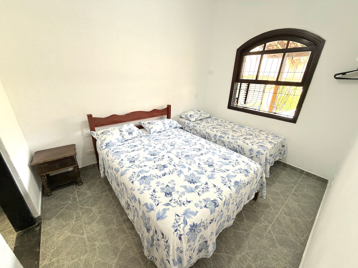 غرفة النوم 2