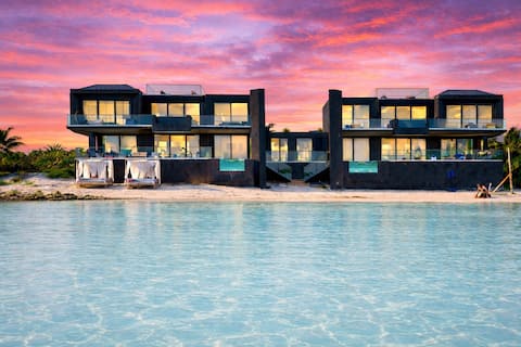 NEW Beachfront Estate | Sleeps 20 | 4 Pools | Gym
