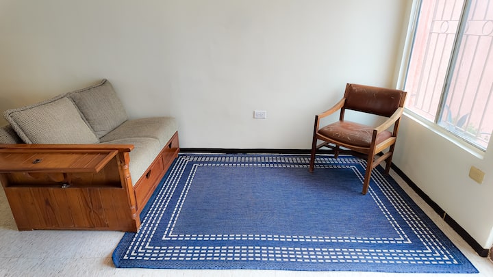 Casa Completa, Cochera, Todo A 10 Min - Nuevo Laredo